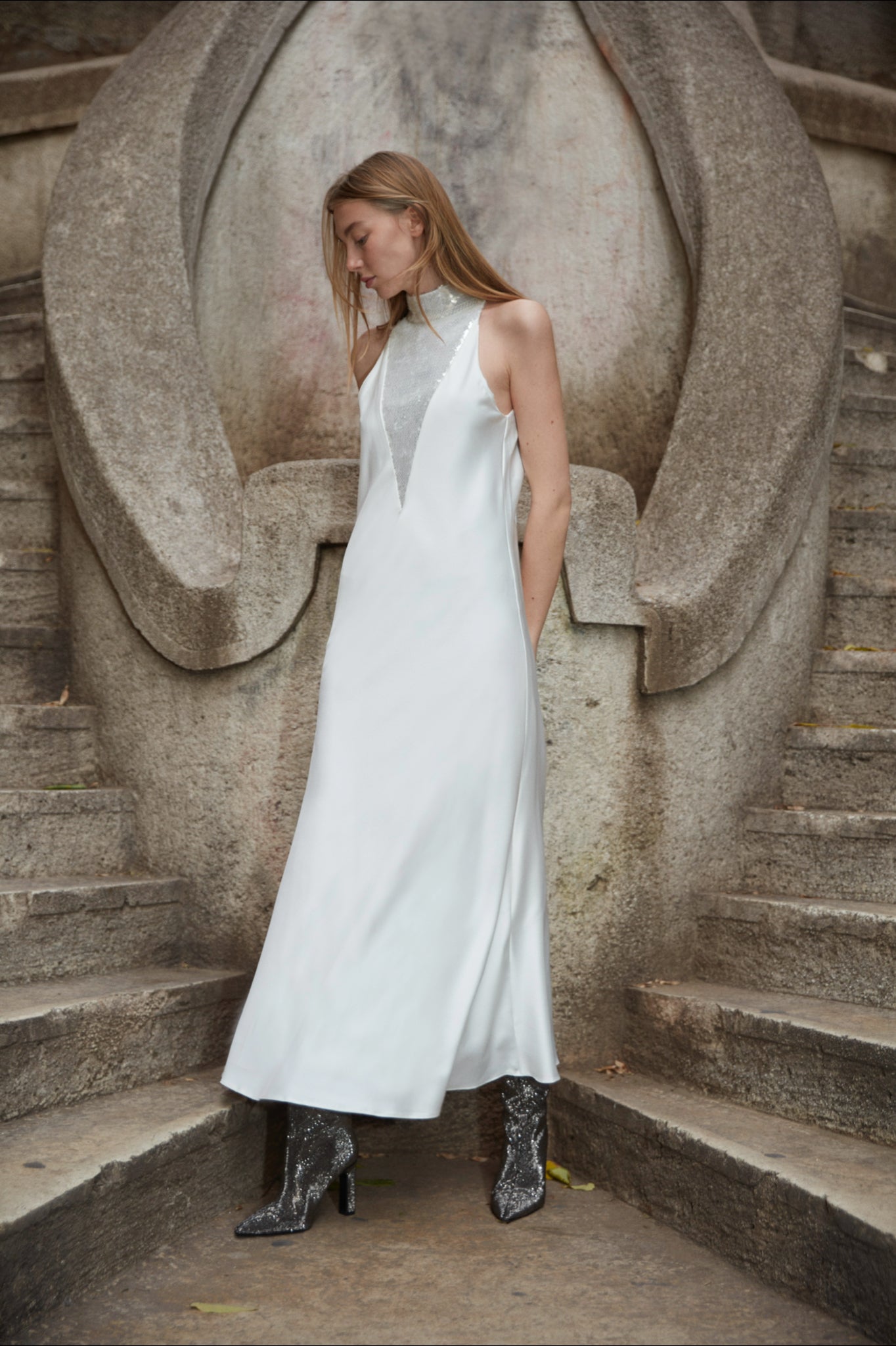 SWAN DRESS