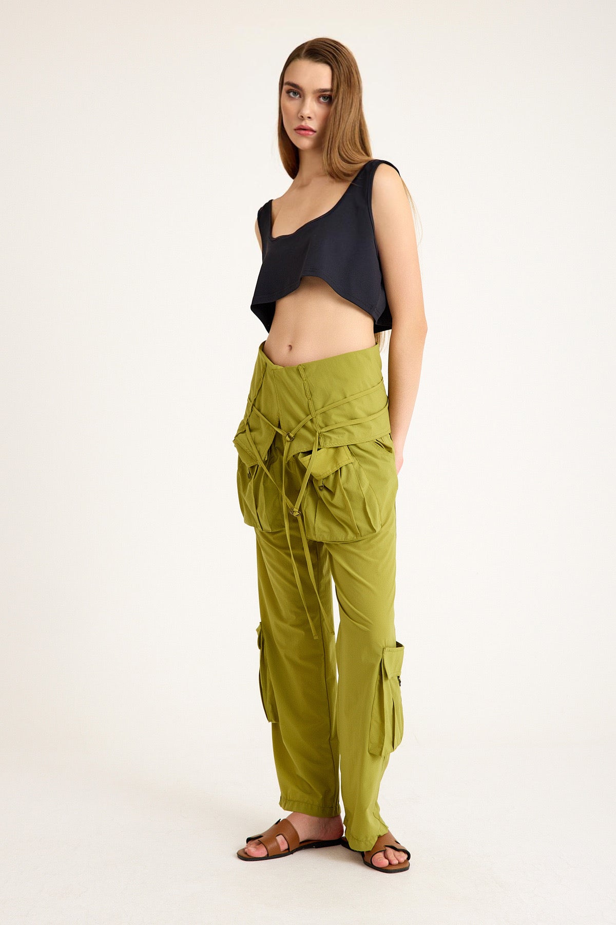 OLIVE PANTS